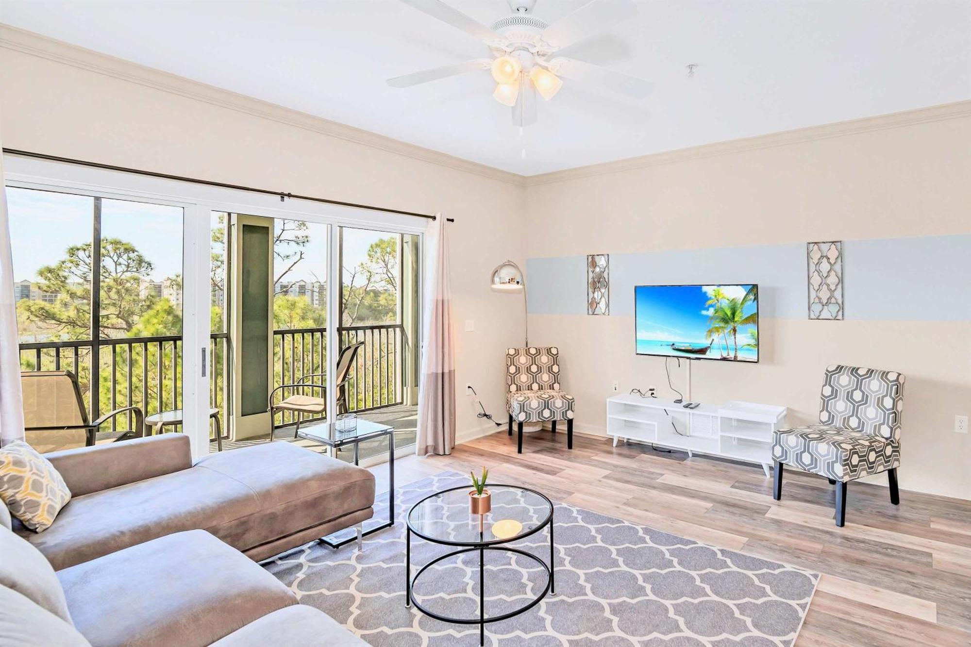 Casa de férias Upscale 3br Near - Pool And Hot Tub! *