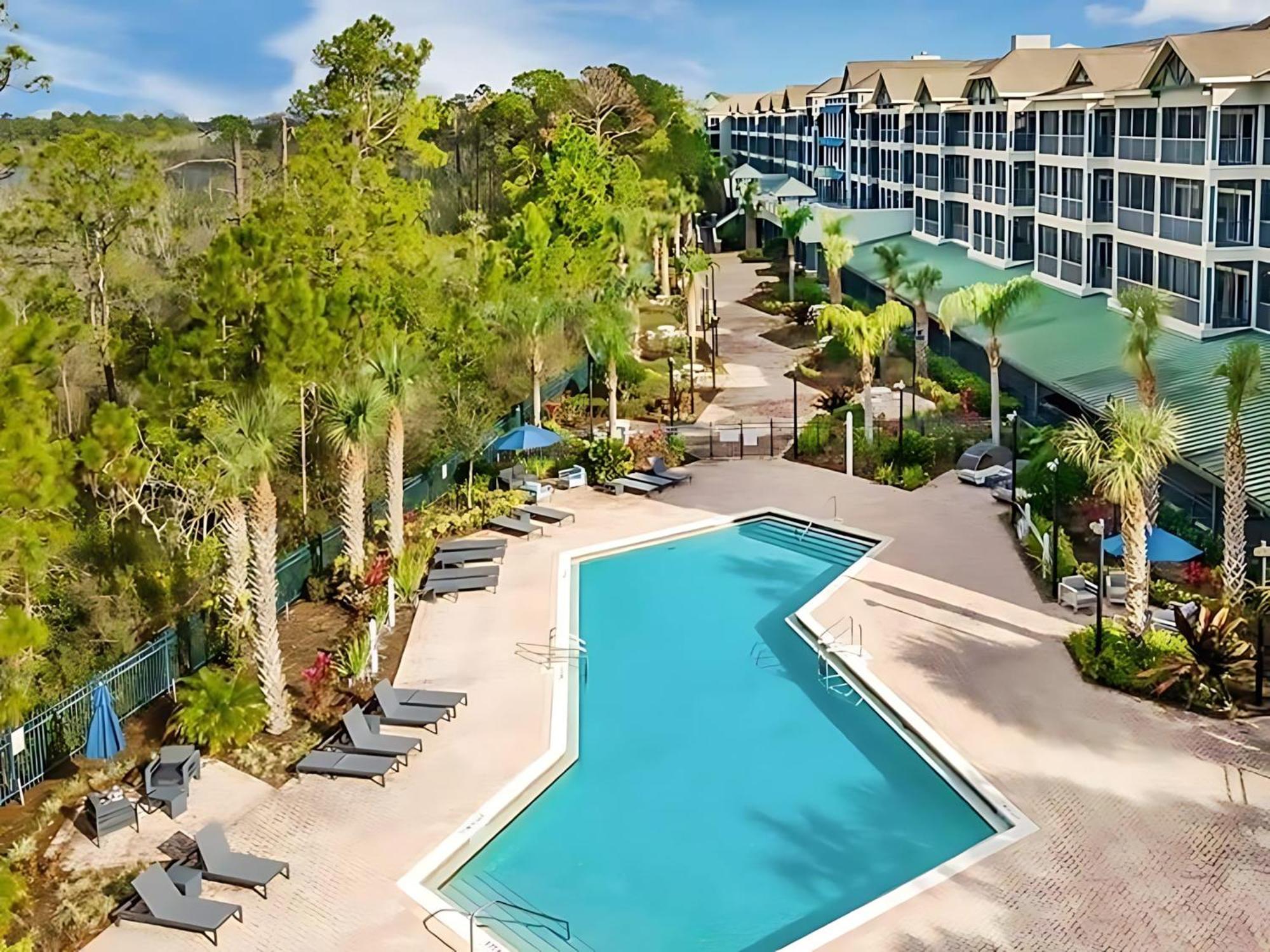 Casa de férias Upscale 3br Near - Pool And Hot Tub! *